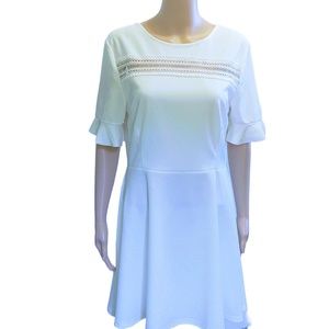 EUC SHE + SKY WHITE LINED DRESS CROCHET DETAIL/RUFFLE SLEEVES PLOY/SPANDEX LARGE